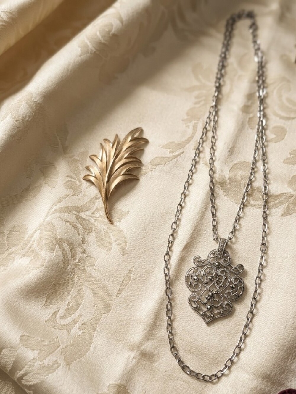 Vintage Trifari Jewelry Bundle Silver Tone Necklace & Gold Tone Brooch